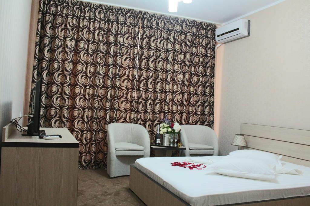 Hotel Cristal Năvodari Cameră foto